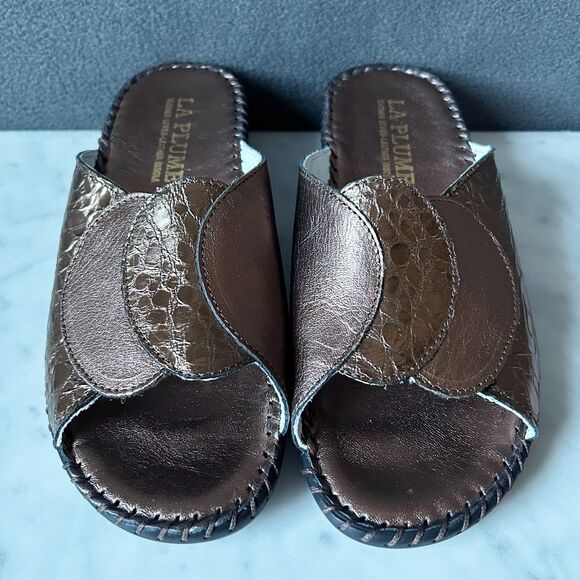 La Plume Paola Copper Embossed Croc Leather Wedge Sandals - Women's Size 6.5/37 - Picture 3 of 9